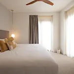 Cetina Casa De Aguilar Отель